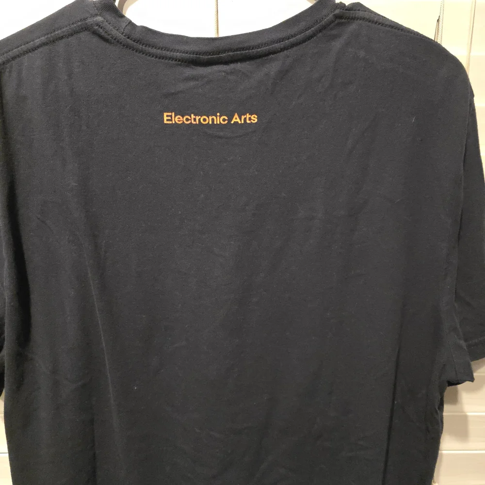 Work From‎ Home Play Anywhere Black Graphic Tee Orange Video Game Controller